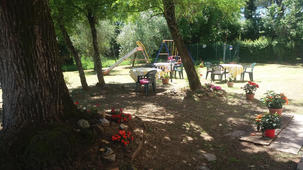 Azzurre Beb Bed & Breakfast Laterina ภายนอก รูปภาพ