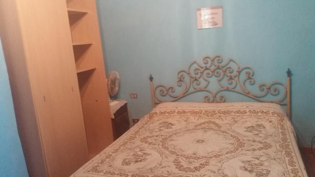 Azzurre Beb Bed & Breakfast Laterina ภายนอก รูปภาพ